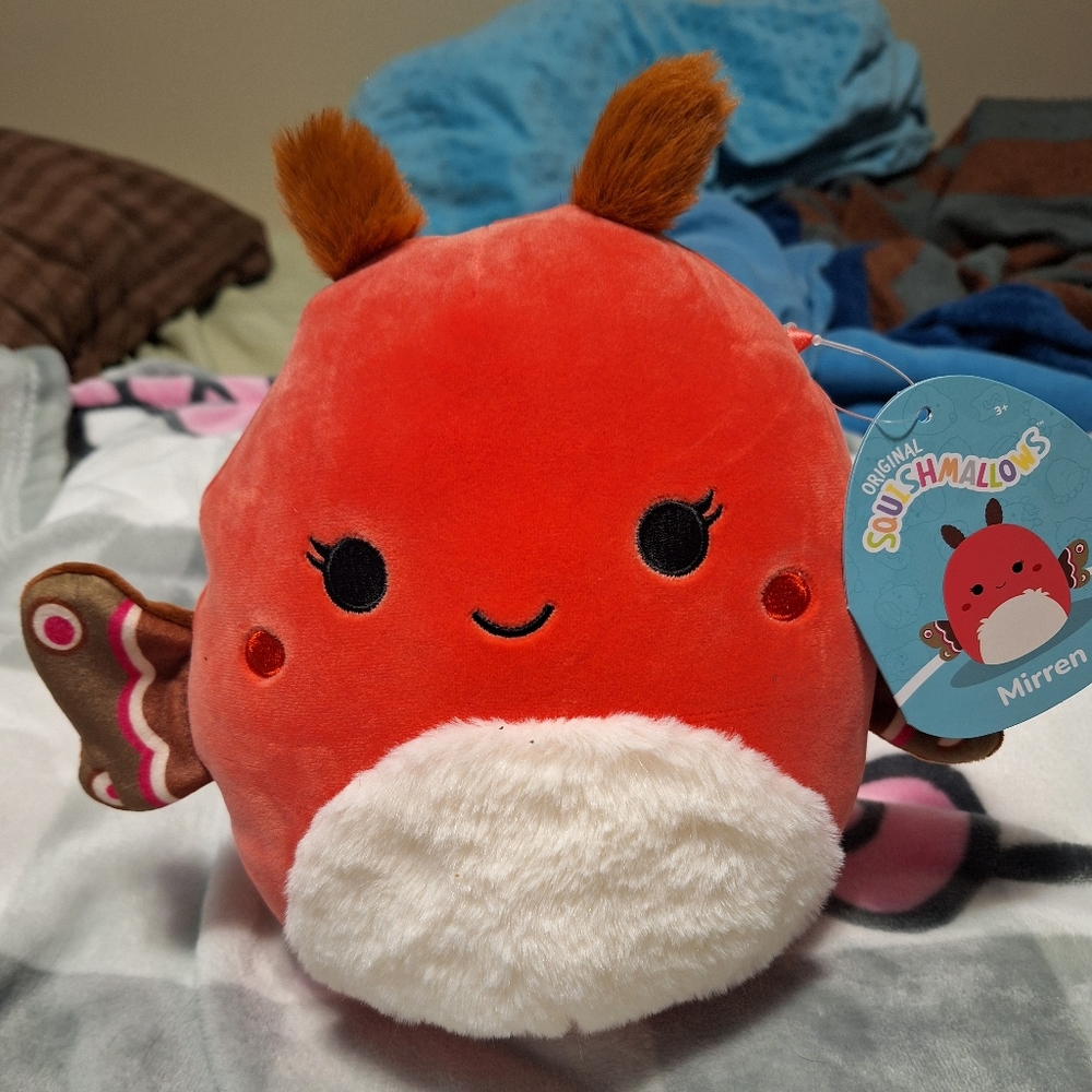 8" Mirren Moth Squishmallow